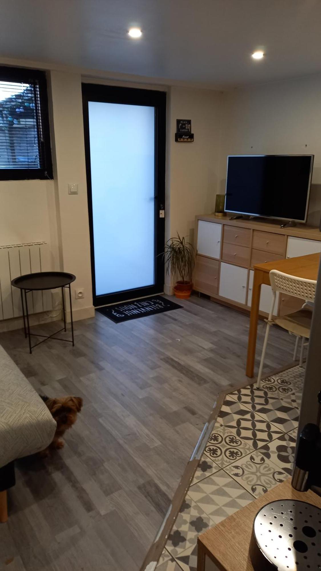 Appartement Individuel En Maison Beaumont-sur-Oise Exterior photo