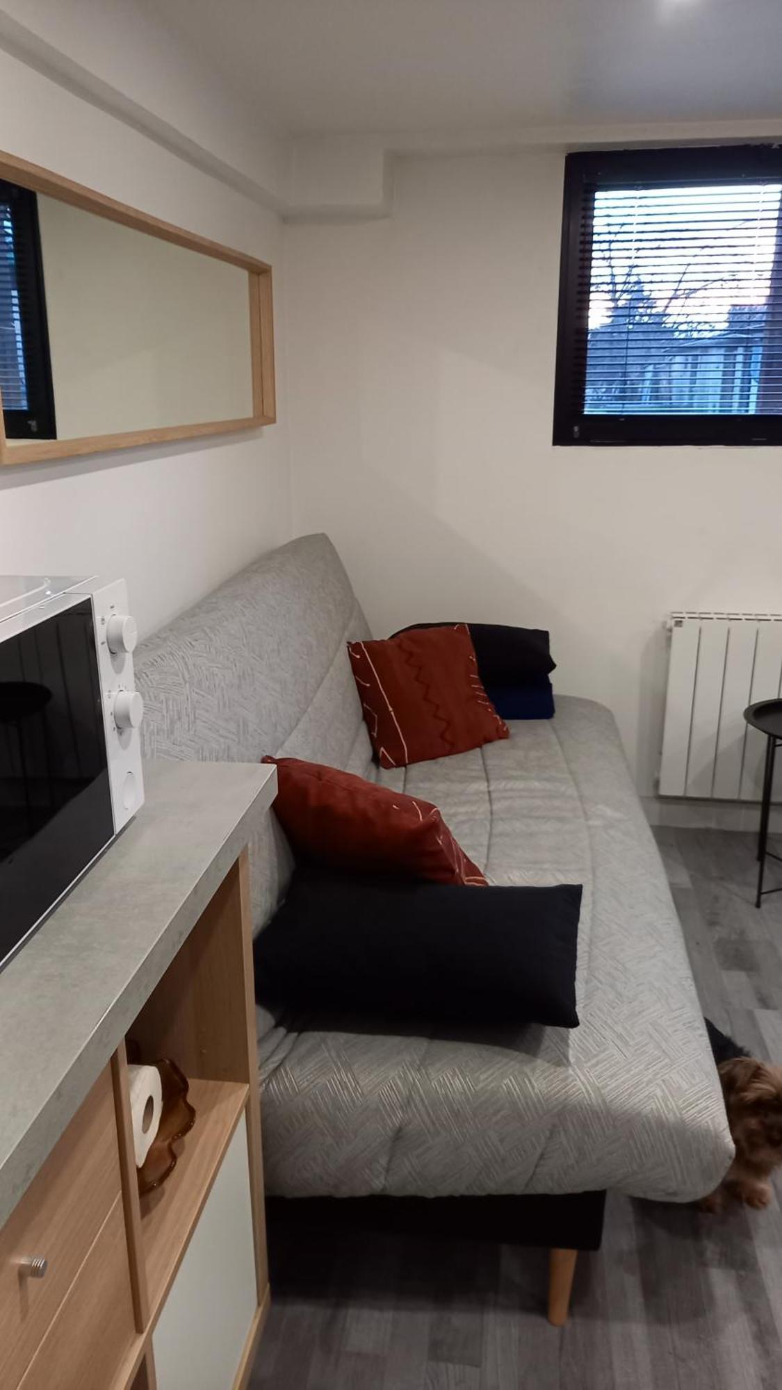 Appartement Individuel En Maison Beaumont-sur-Oise Exterior photo